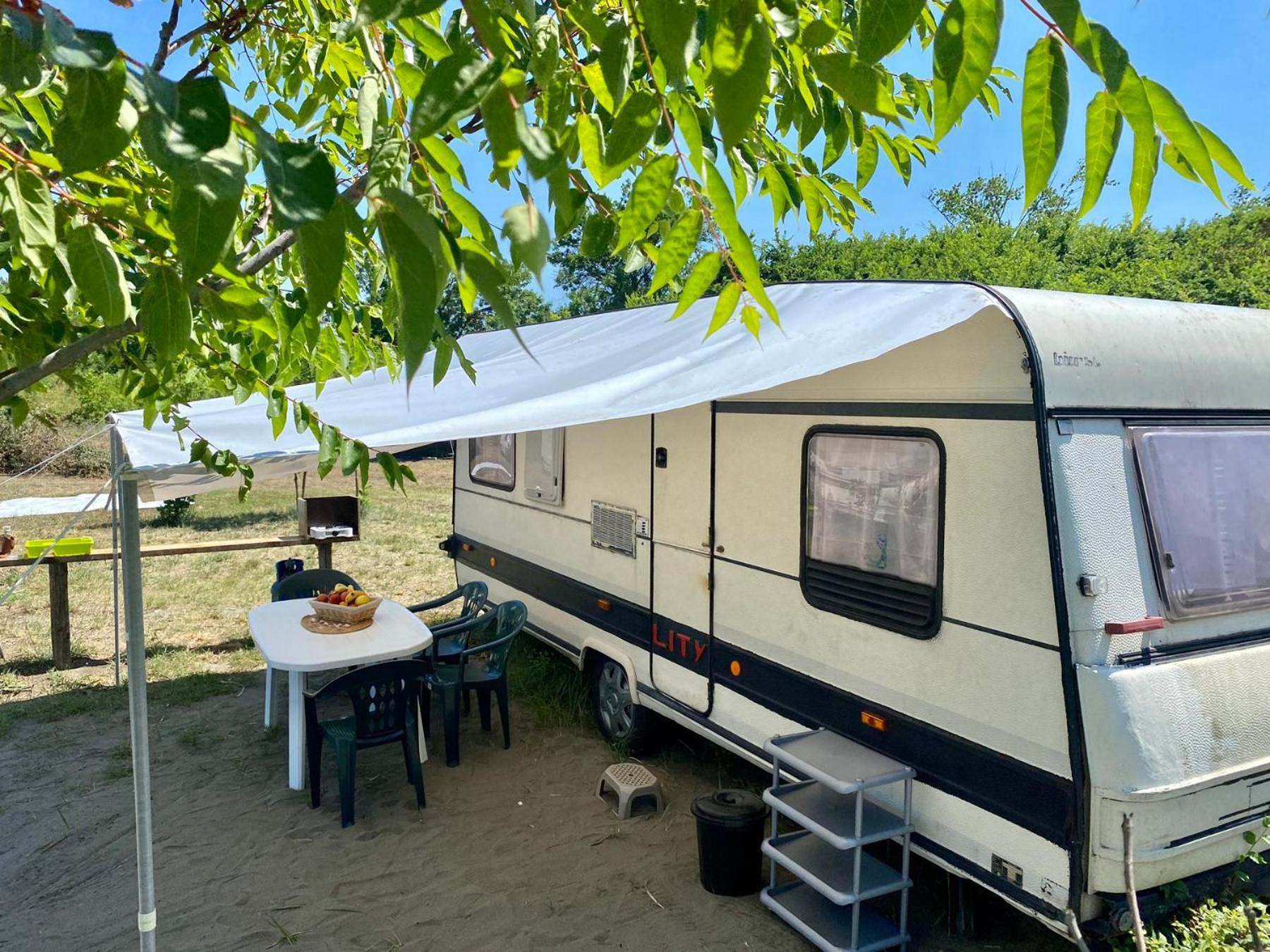 Beachfront Caravans Chernomorets Bagian luar foto